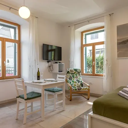 Apartment Dzapo