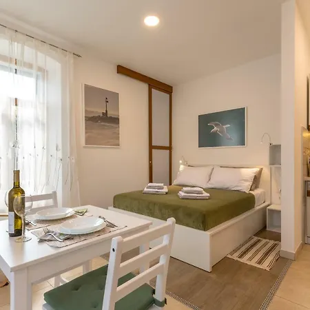Dzapo Apartment *