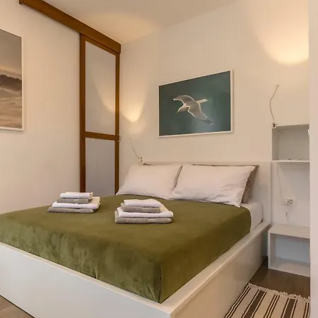 Dzapo Apartment *